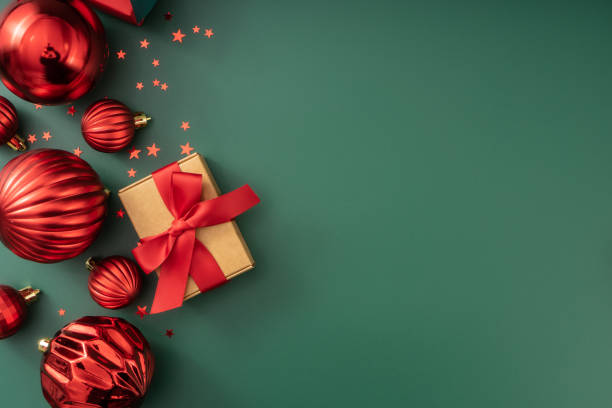 Tendencias Navideñas 2024: Lo que Está de Moda en Joyas