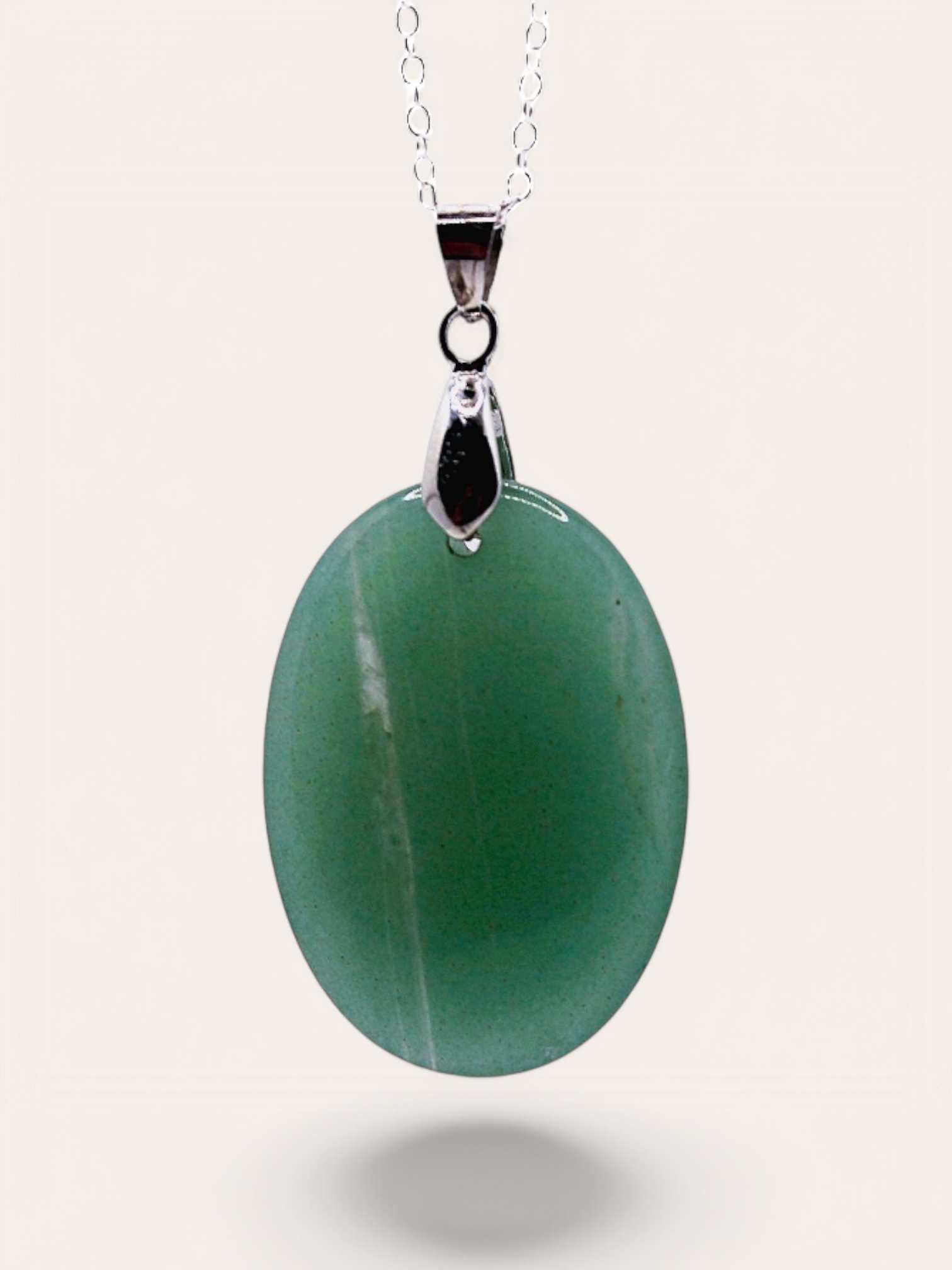 Collar de Fiora Jewels con piedra aventurina verde natural en colgante de plata de ley 925